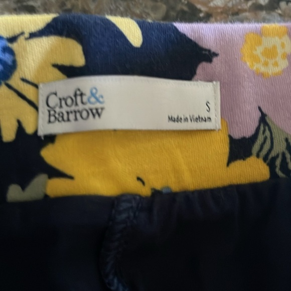 NW/OT Floral skirt with shorts underneath. Size small. - Picture 5 of 7